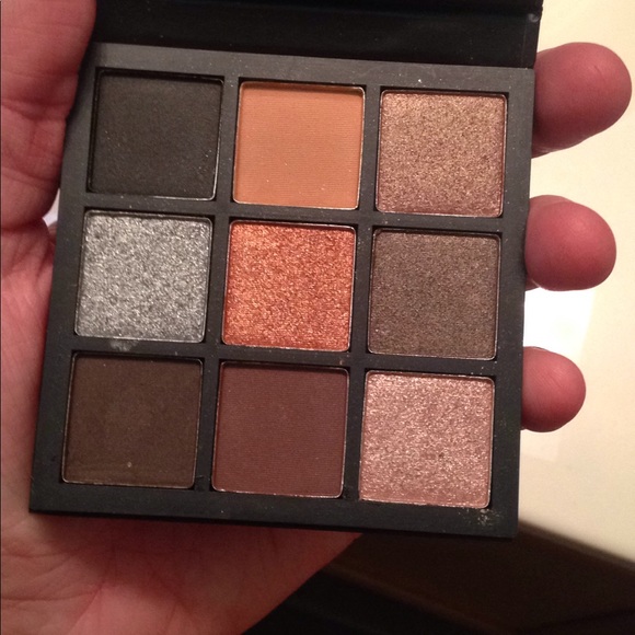 Huda beauty 9 pallet eyeshadow - Picture 4 of 6